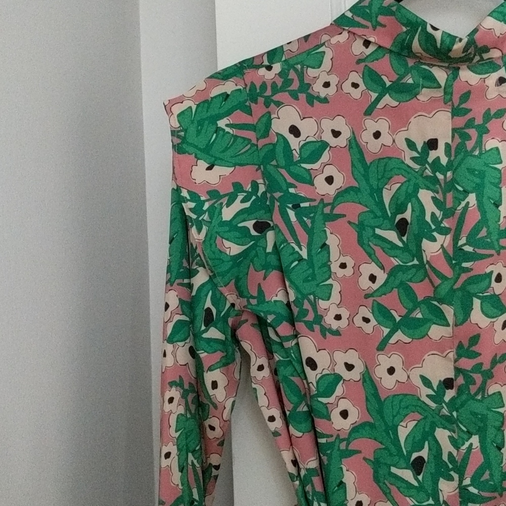 Dress - Picture 3 of 4